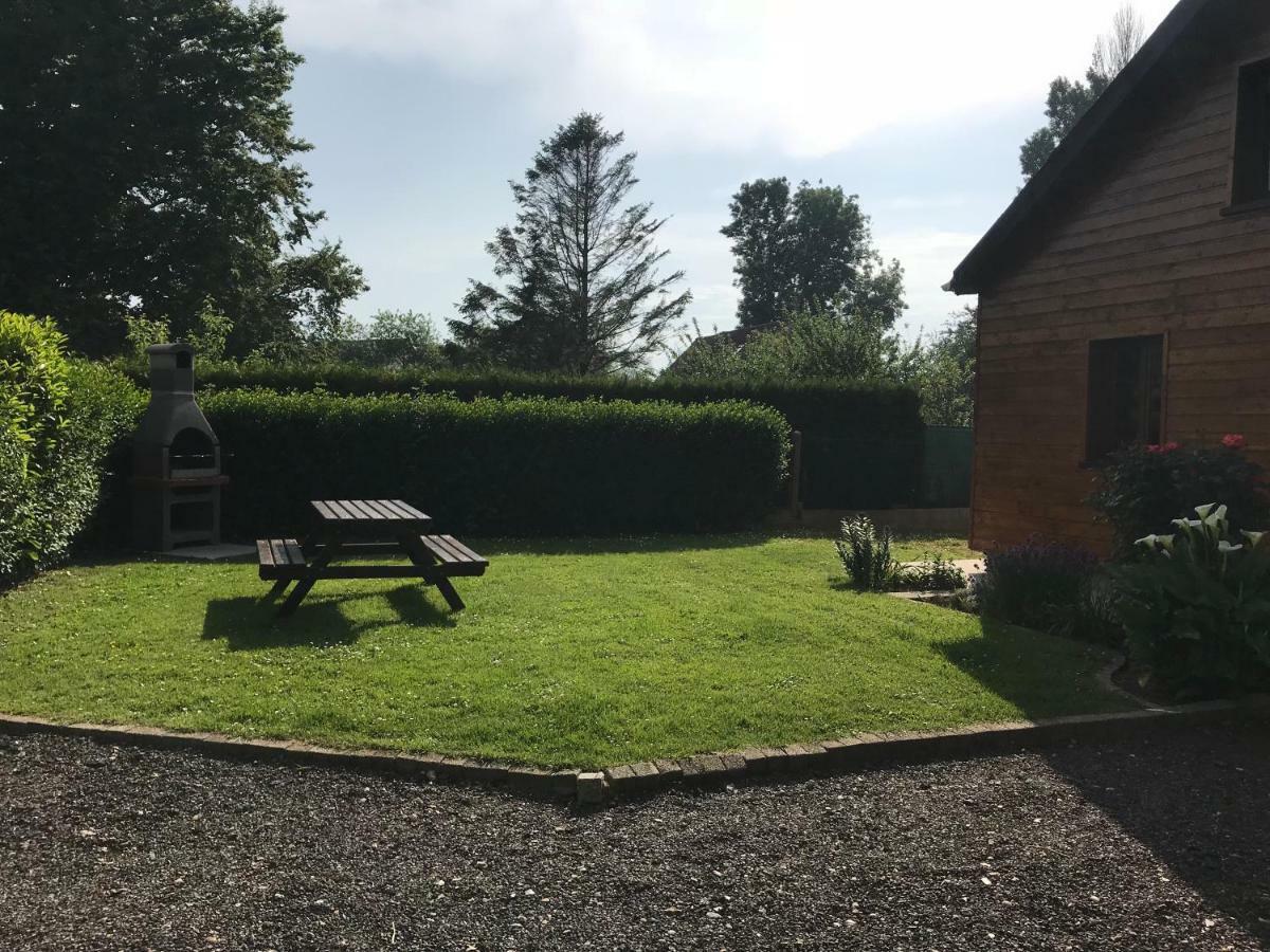Le Chalet Normand Guilmécourt Eksteriør bilde